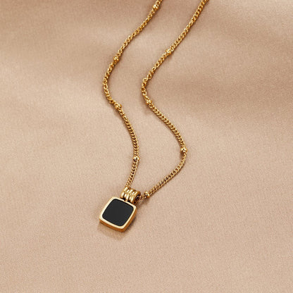 Gaya Black Pendant